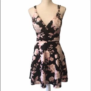 Speechless dress, wrap top, flare skirt, med